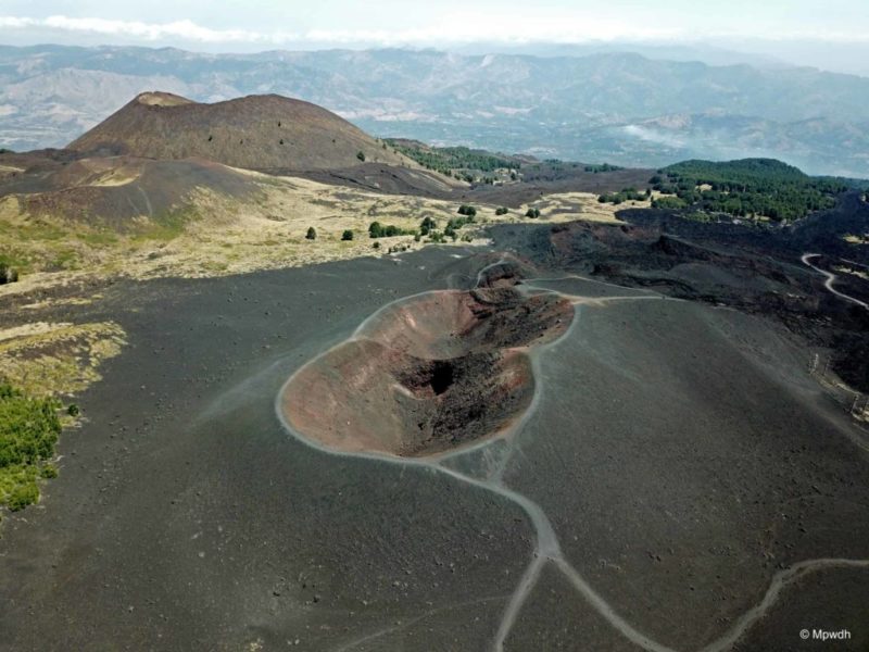 crateri-2002-vulcano-etna-2400x1800